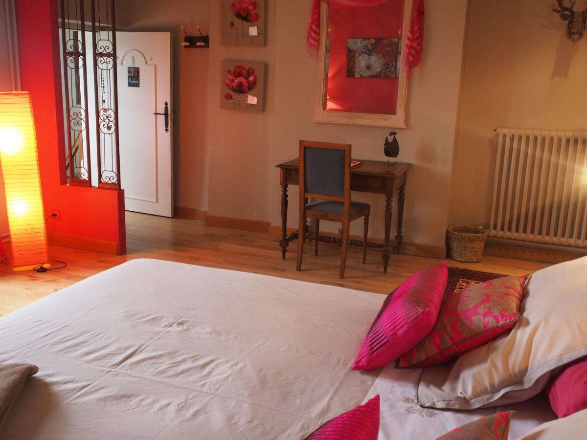 Manoir Du Rouvre Hotell Mettray Exteriör bild