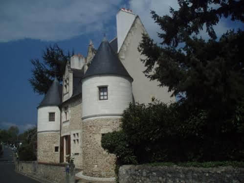 Manoir Du Rouvre Hotell Mettray Exteriör bild